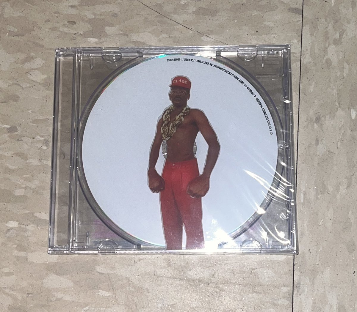 monk13384's tweet image. ME CD CAME
lowkey it’s kinda boring but uhhh atleast i got it