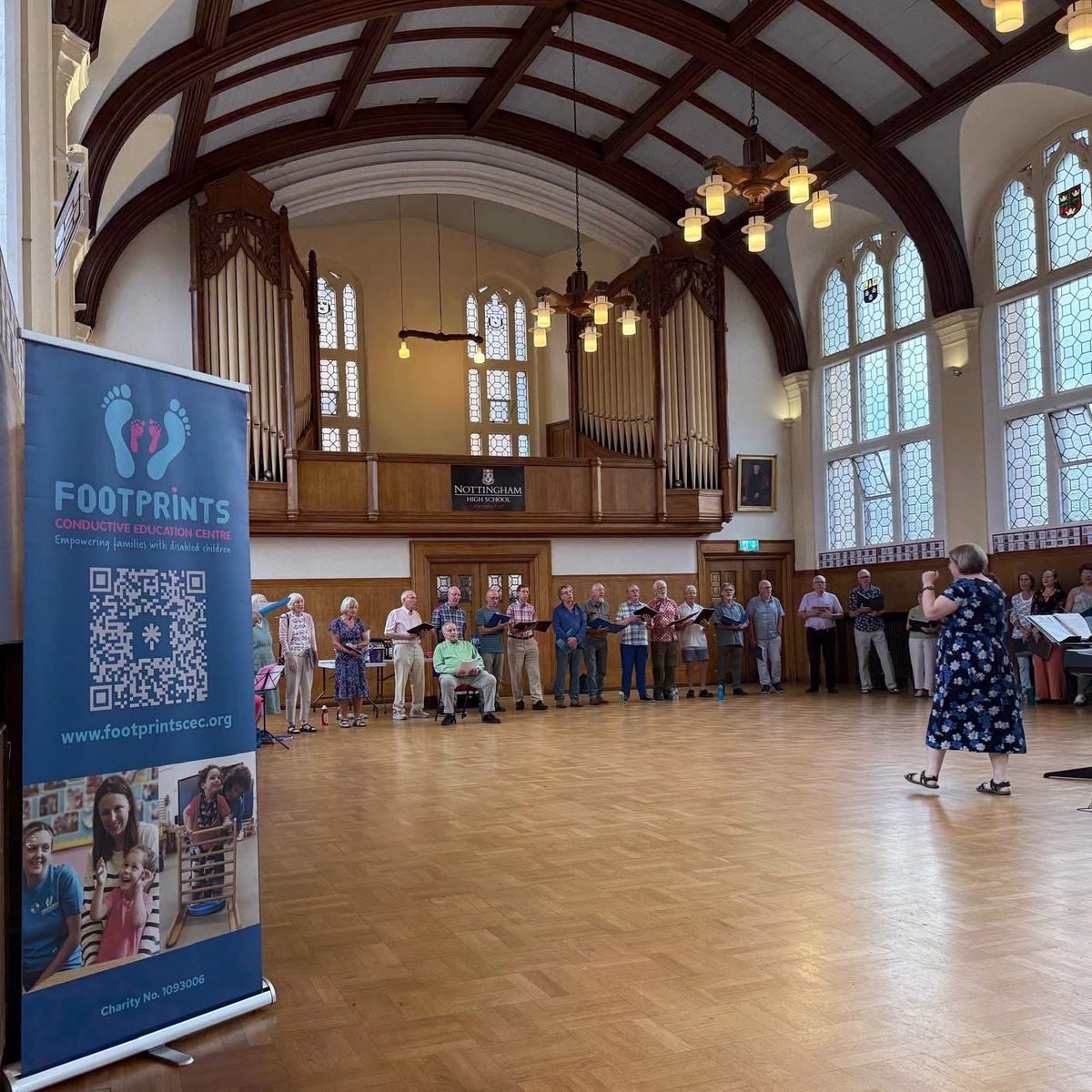 footprintscec's tweet image. On Tuesday evening we had the honour of attending Soundswell Community Choir's fundraising event.
We were delighted that they chose to support Footprints this year, raising £496.81 on the evening 👣🙏