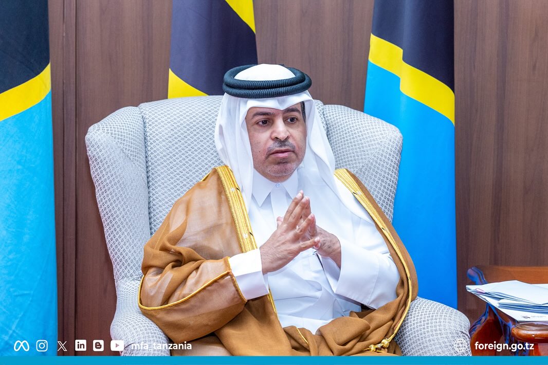 urtupdates's tweet image. DEPUTY FOREIGN MINISTER CHUMI MEETS WITH QATAR'S AMBASSADOR IN TANZANIA
Deputy Minister for Foreign Affairs and East African Cooperation, Hon. Cosato Chumi (MP), met with the Ambassador of the State of Qatar, Hon. FahadRashid Al Marekhi, at the Ministry's offices in Dar es…
