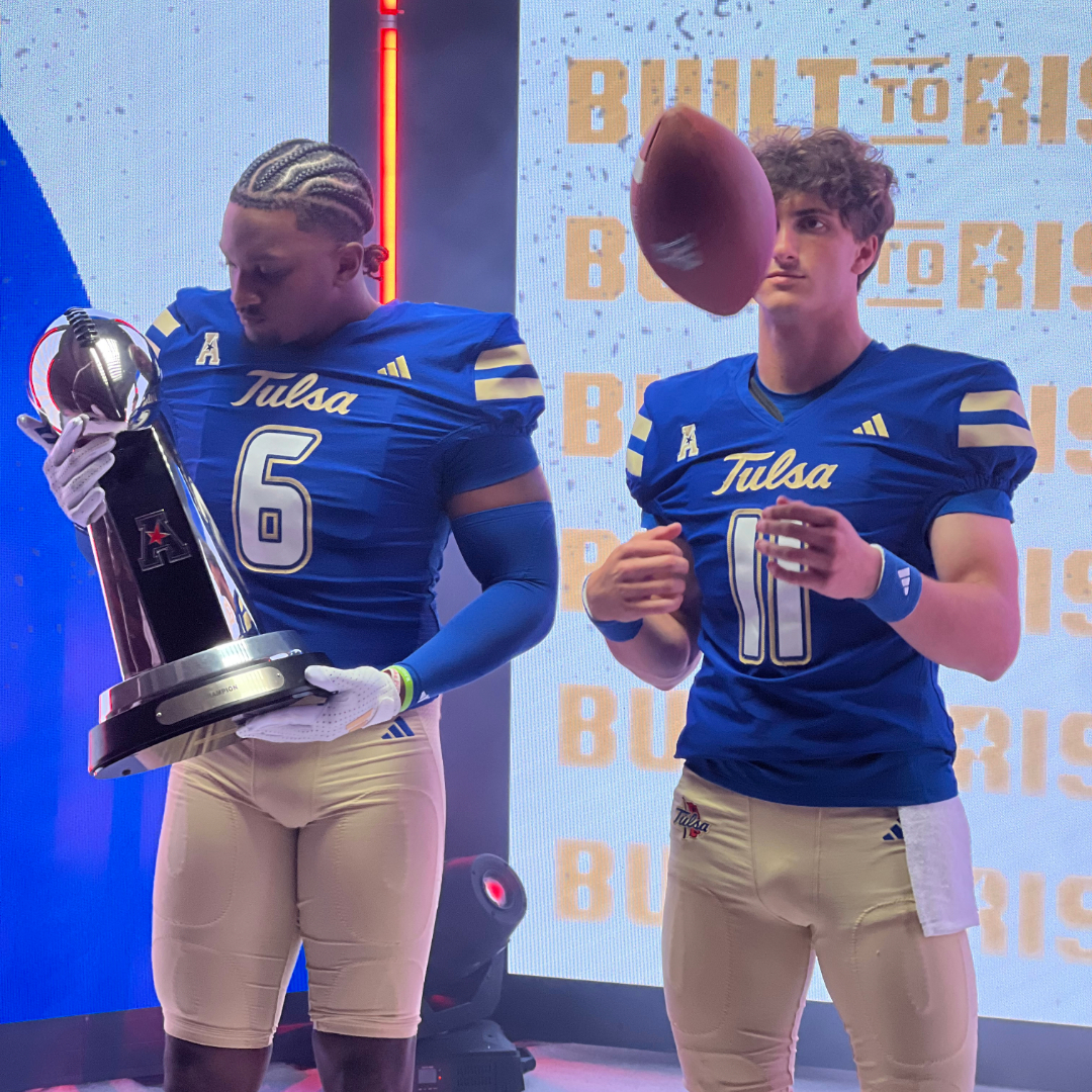 CottonBowlGame's tweet image. Topping Off Talking Season 🏈
Closing out a busy July for the 2025 @CFBPlayoff Quarterfinal at the 90th #GoodyearCottonBowl Classic at the @American_Conf Football Media Days in Charlotte.
#AmericanKickoff | #LikeNoOther