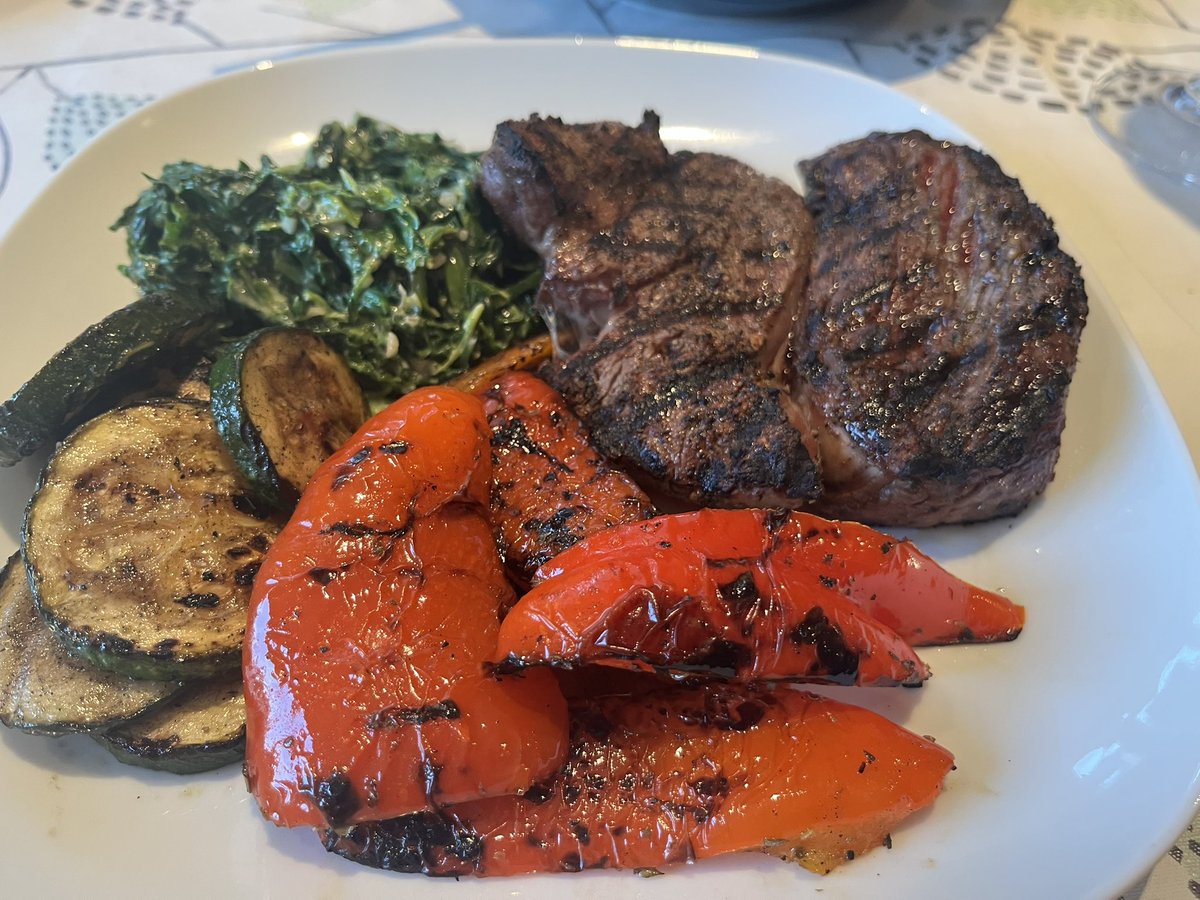 Smoke_N_Motors's tweet image. Tonight’s dinner, Sirloins grilled over charcoal with marinated Aubergines and peppers with creamed Spinach. Bloody loved it. #HappyBelly #Charcoal #Weber #Summer #Steak