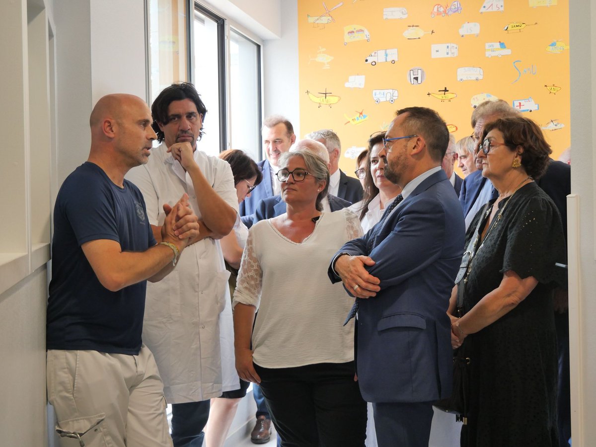 Prefet64's tweet image. 🇫🇷 #Santé | Déplacement de Yannick NEUDER, ministre chargé de la Santé et de l’Accès aux soins
📍Le ministre a rencontré les élus et les professionnels de santé mobilisés pour défendre la permanence des soins et la continuité des urgences à Saint Jean de Luz.
Le ministre s'est…