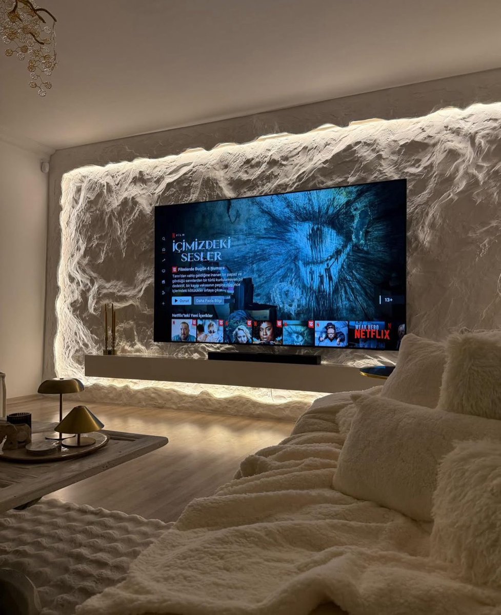 HOUSEPORN___'s tweet image. I want this cozy home.