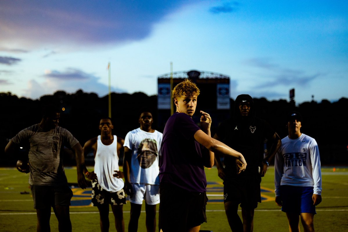 QB_Doctor's tweet image. FRIDAY NIGHT LIGHTS 🌑💫