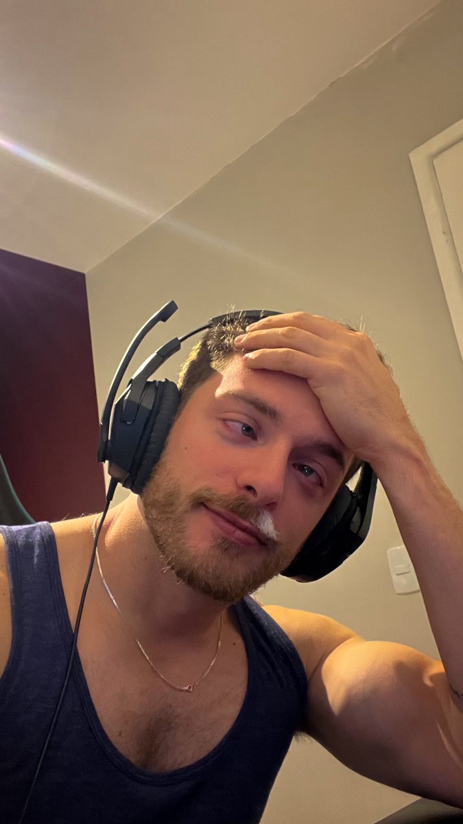 20 min pro fim do expediente, to cansado
