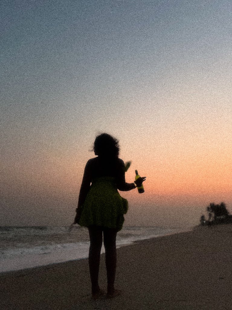 🌊🍷