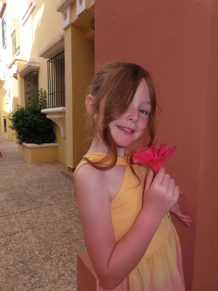 My wee poser..Sáerlaith ❤️ #granddaughterx