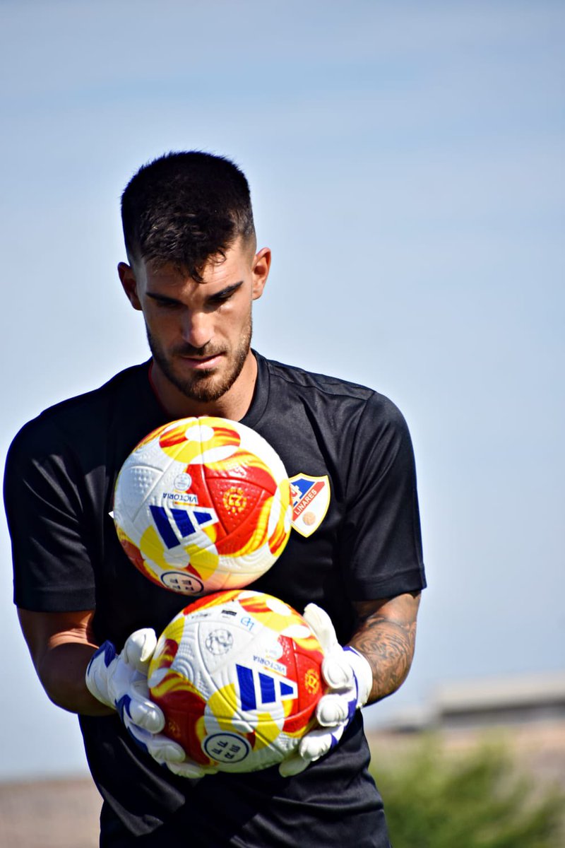 Diego Barrios (@diegobarrios_1) on Twitter photo Volvemos al trabajo, que empiece el camino!
Vamos <a href="/Linares_Dptvo/">Linares Deportivo πβ</a> ππ
<a href="/jotaefekeep/">Jotaefekeep</a> Volvemos al trabajo, que empiece el camino!
Vamos <a href="/Linares_Dptvo/">Linares Deportivo πβ</a> ππ
<a href="/jotaefekeep/">Jotaefekeep</a>