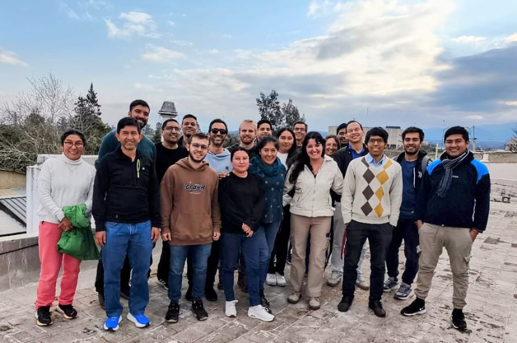 CicadaUy's tweet image. Nos llegaron fotos del curso “Introducción al Aprendizaje Automático”, en la Universidad de Salta 🇦🇷
👏🏼 Lo dictó Marcelo Fiori junto a Martín Schmidt.