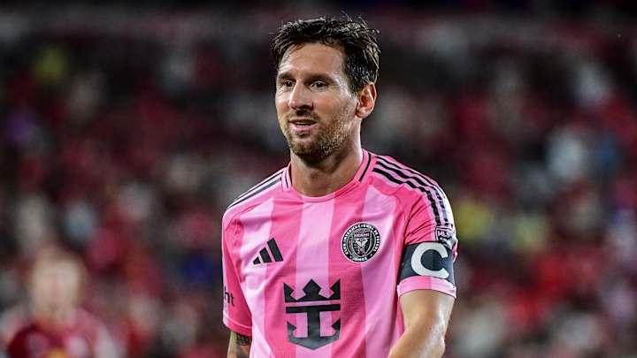 MundoAlbicelest's tweet image. Inter Miami owner Jorge Mas on suspension: “Lionel Messi is extremely upset”. mundoalbiceleste.com/2025/07/25/int…