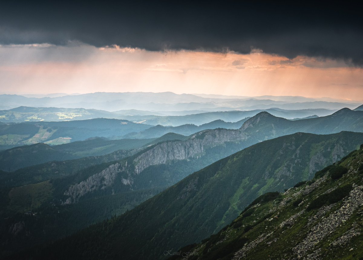 MeteoWlkp's tweet image. Tatrzańskie Czerwone Wierchy, podczas dynamicznej pogody :) 14.07.2025