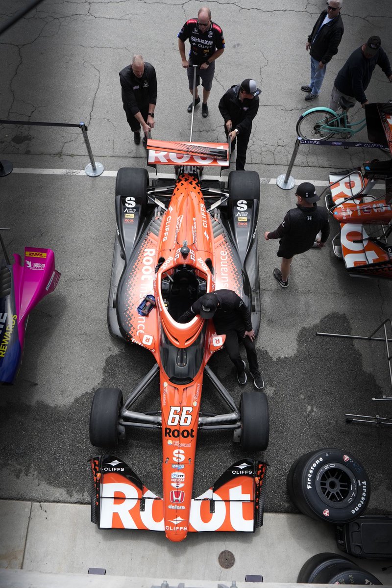 MeyerShankRac's tweet image. Glad to be back in orange and black this weekend 🧡🖤
@RootInsurance // #JavaHouseGP