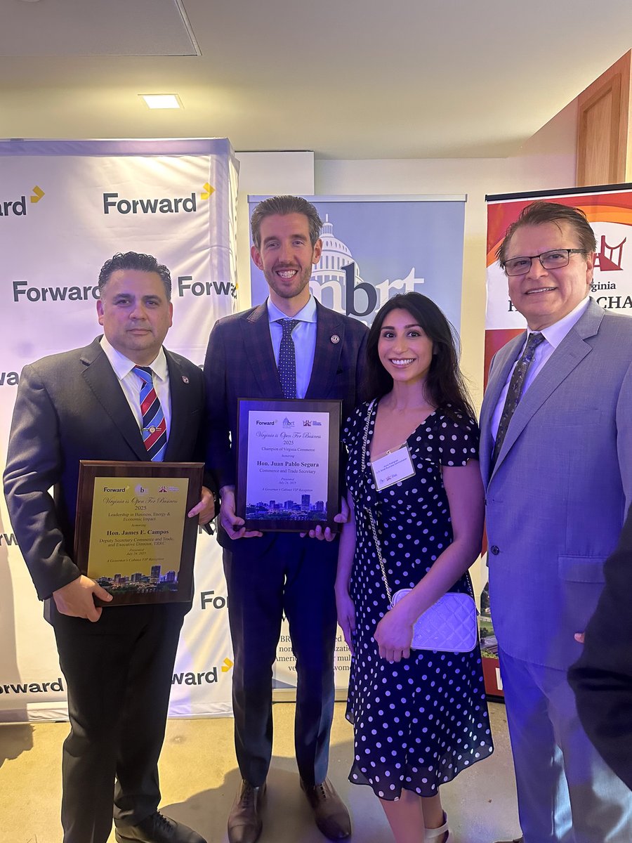 juanpablo4VA's tweet image. It’s an honor to be recognized by the Minority Business RoundTable and the Virginia Hispanic Chamber as a Champion of Virginia Commerce. My calling in life is to create more opportunity for every community across Virginia. This administration is innovating every day to bring new…