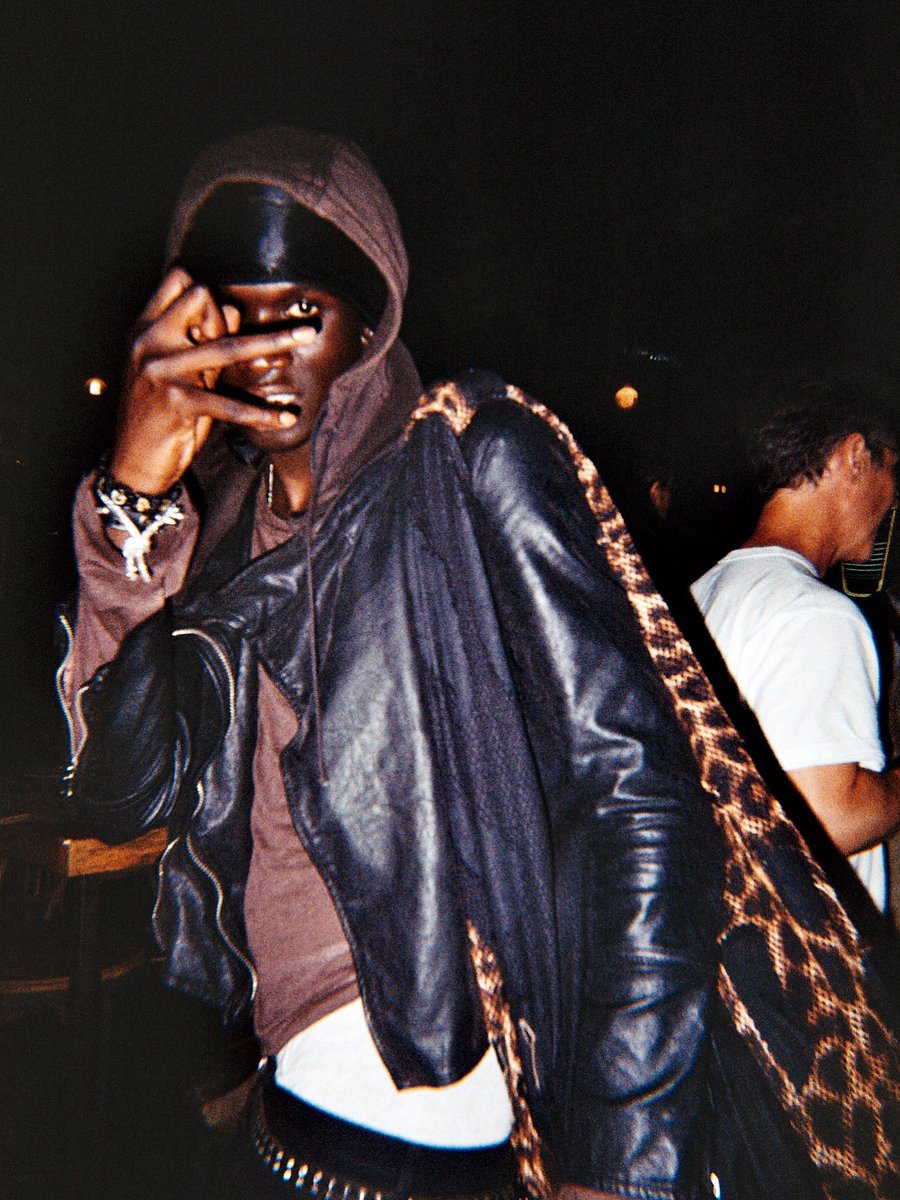 n0ats's tweet image. Imma bring ts home fa tha homies