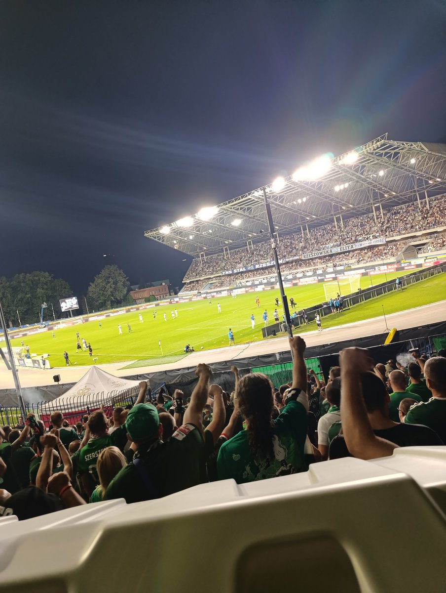 kubararytas's tweet image. ŁEB MNIE NAKURWIA
