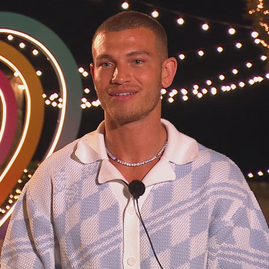 septimusajprime's tweet image. blu will be the first person in history to be dumped twice in the same season #loveisland #LoveIslandUK