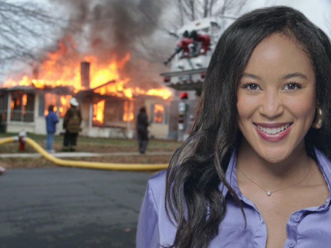 mattia_xoxo's tweet image. If she had even 10% more social awareness she would be on Dan Gheesling levels #BB27