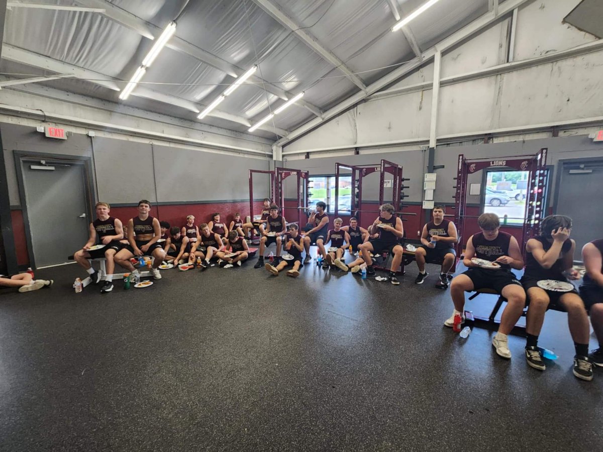 Meal Sponsors.
-7/15: The Hinch Family
-7/16: Wbury 1st United Methodist Church 
-7/17: Davenport’s Gas Station 
-7/21: Joe/JoAnn Francis (Spkr: Dean Anderson)
-7/22: Wbury Church of Christ 
-7/23: Wbury First Baptist Church 
-7/24: SMBC (Spkr Jerry Nash)