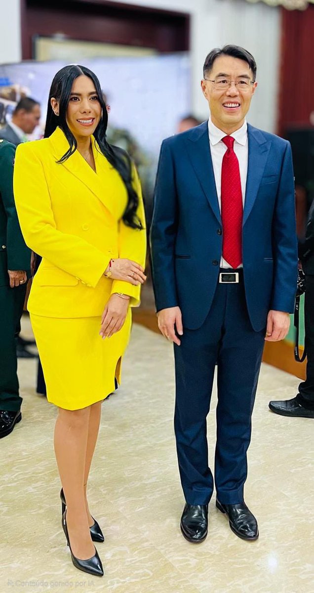 Carina Murcia Yela (@carinamurcia_y) on Twitter photo 🇨🇳🇨🇴 Participamos en la recepción del 98° aniversario de las Fuerzas Armadas de China. 🇨🇳 Junto al embajador <a href="/zhu_jingyang/">Zhu Jingyang</a> un espacio clave para consolidar la cooperación digital entre Colombia y China, fortaleciendo conectividad, educación y transformación tecnológica. 🇨🇳🇨🇴 Participamos en la recepción del 98° aniversario de las Fuerzas Armadas de China. 🇨🇳 Junto al embajador <a href="/zhu_jingyang/">Zhu Jingyang</a> un espacio clave para consolidar la cooperación digital entre Colombia y China, fortaleciendo conectividad, educación y transformación tecnológica.