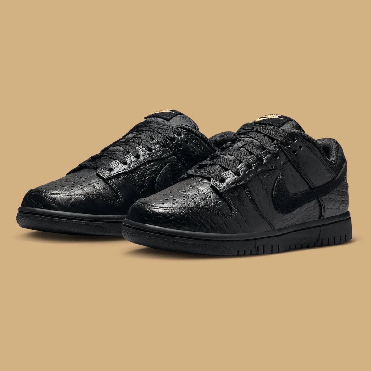 SBDetroit's tweet image. Nike Dunk Low “Black Croc Skin” 🖤🐊
MORE INFO: sneakerbardetroit.com/nike-dunk-low-…