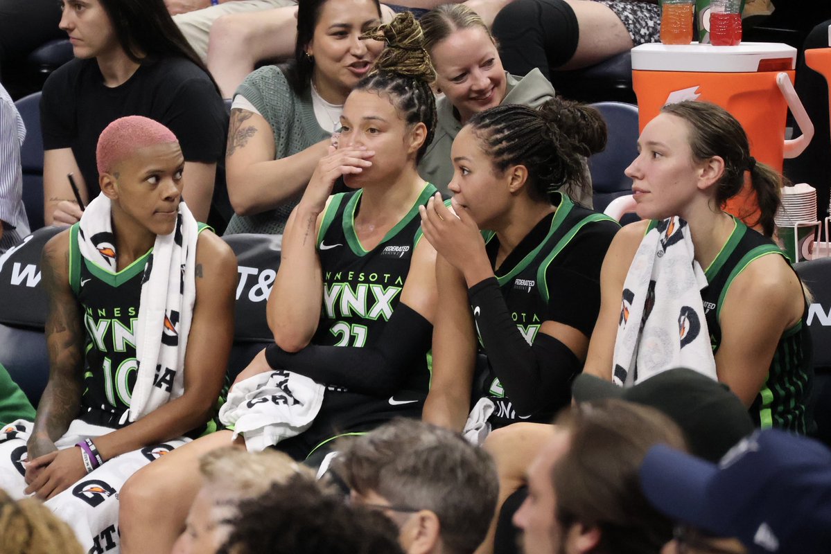 SR_WNBA's tweet image. Final: Lynx 109, Aces 78
Williams: 23 pts, 3 rebs, 5 asts
Carleton: 14 pts & 6 rebs
Collier: 25 pts, 9 rebs, 2 asts
Las Vegas Aces Leading Scorer
Wilson: 15 pts, 7 rebs, 3 asts
#WNBA