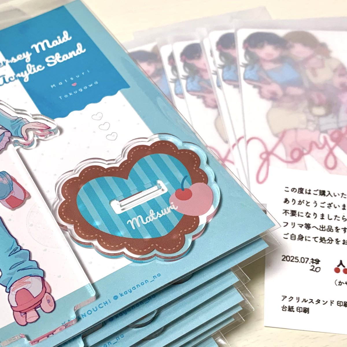 kayanon_no's tweet image. 徳川まつりのジャージメイドアクスタ
7/25までにお支払いされた分の発送が完了しました!
お品物のほかに名刺と小さなペーパーを同梱しておりますのでご確認ください(日付を間違えてしまいすみません)
また封筒の後ろにサークル名を記しております
よろしくお願いします🍒