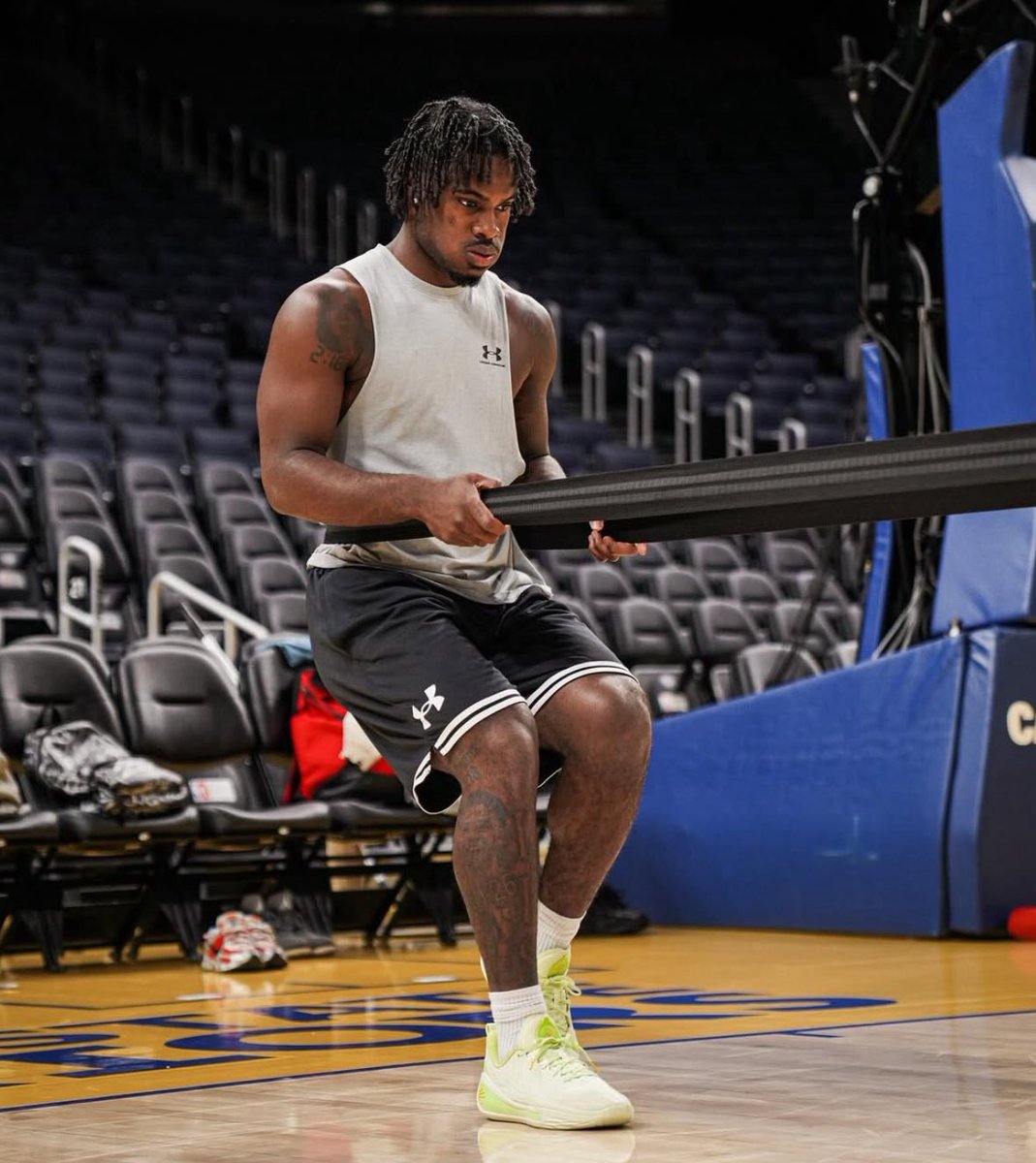 WadexFlash's tweet image. Davion Mitchell has been locked in this off-season.
Heβs going to be one of our best players next season, heβs built for this team.