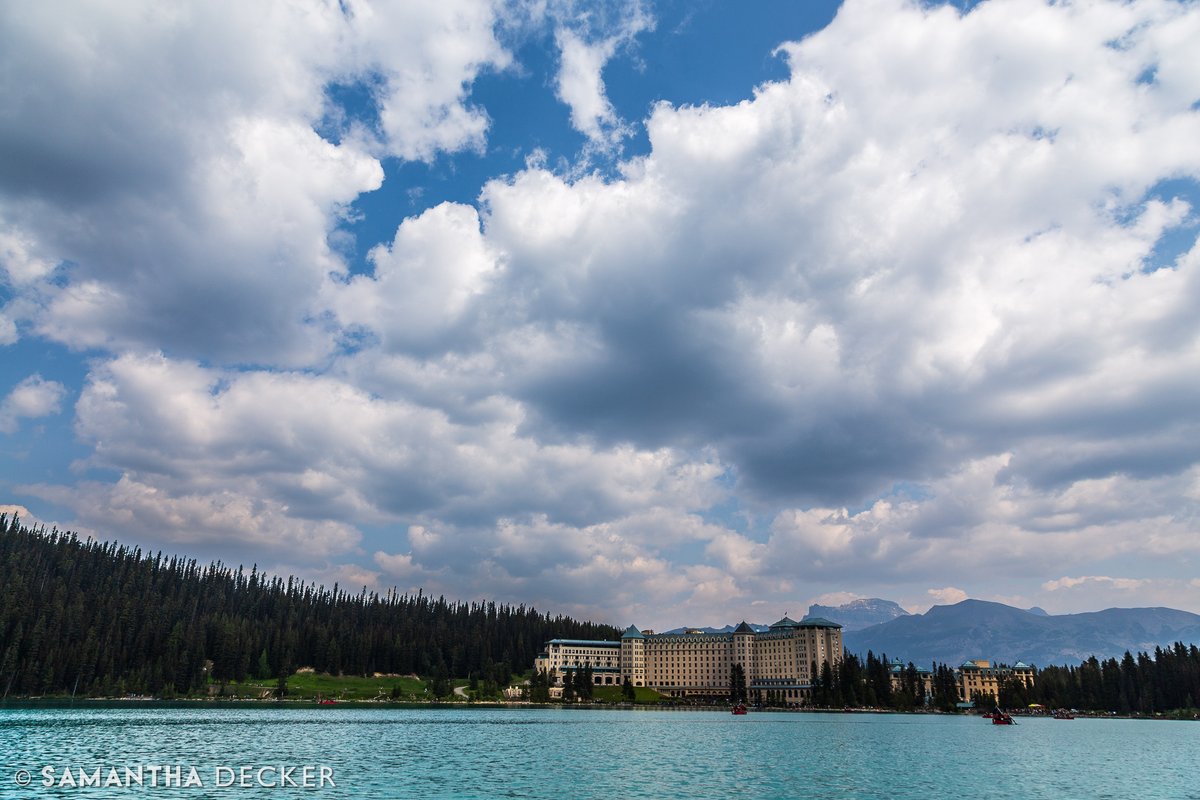 sdeckerphoto's tweet image. A beautiful afternoon canoeing on Lake Louise looking back at the @FairmontCLL, in Alberta's @BanffNP, 2018.