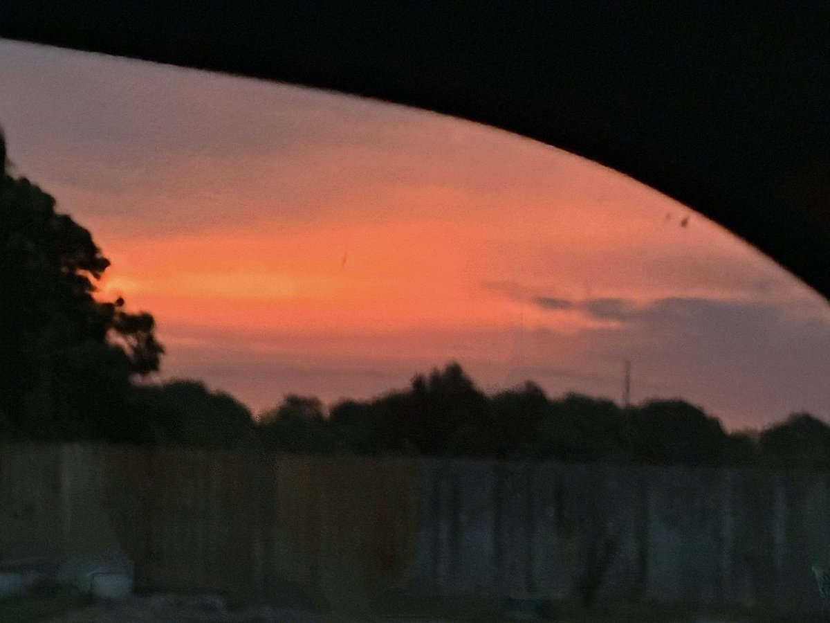 🦋🦋T71🦋🦋 (@tackle71wall) on Twitter photo Pretty sunset Pretty sunset