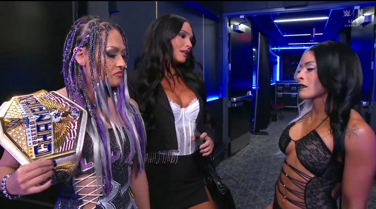 CDream_O's tweet image. Yeah Kiana is gonna be awesome in this role 😭
#Smackdown