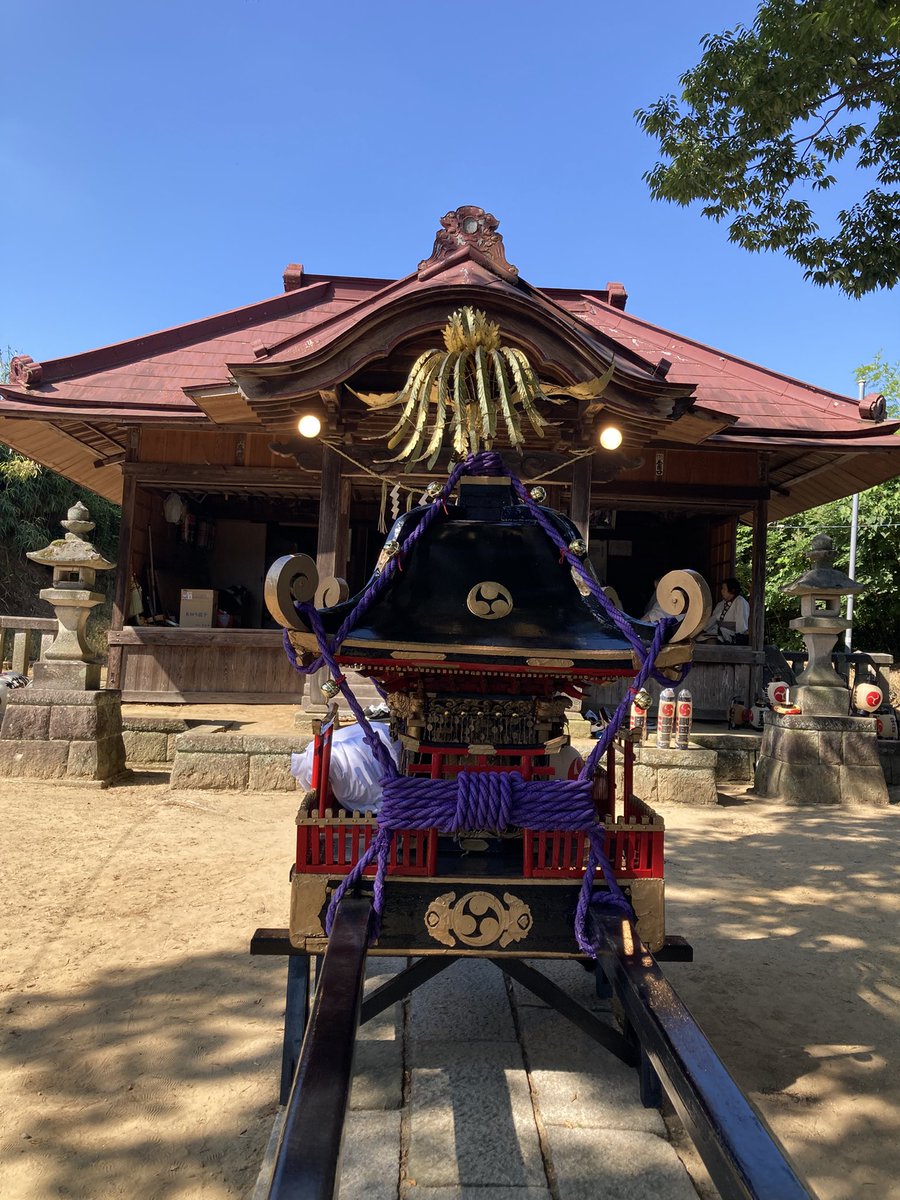 mikittyocarina's tweet image. あちこちで、お祭りですね。
今朝は、お祭り気分をちょっと味わって。
城南地区公民館、東地区公民館、国府地区公民館にフライヤー預かっていただきました。職員さま、ありがとうございます🙇♀️
これから、オカリーナ教室です♪
