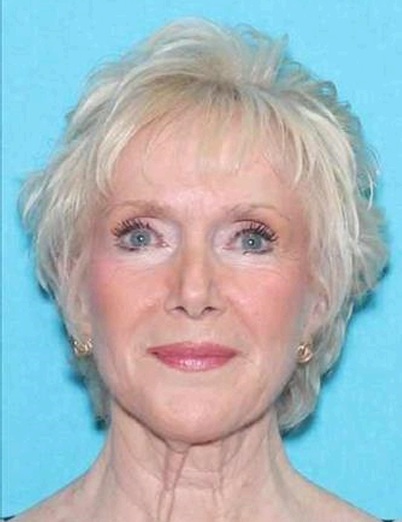 TCM issued a Houston Regional Silver Alert on behalf of HPD for 81yo Sheila Stegall. Last seen Thursday, 07/24/2025, at 8:00 PM, on foot @ 3200 Beverly Garden Ct, Houston, Tx., 77057. Wearing a blue shirt, gray jeans, and gray shoes.

Call HPD 832-394-1840 with information.