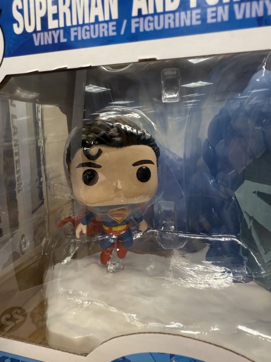 cubreports's tweet image. ᅠ
i’ve put superman in a box. who wants him.
