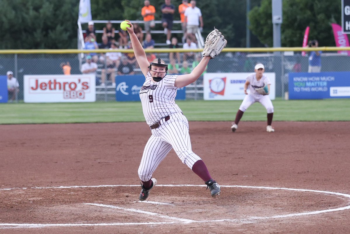 IAsoftball_'s tweet image. 🚨THROUGH 3🚨

WAYNE: 0
CLARKSVILLE: 4

#IAsoftball X #iahssb