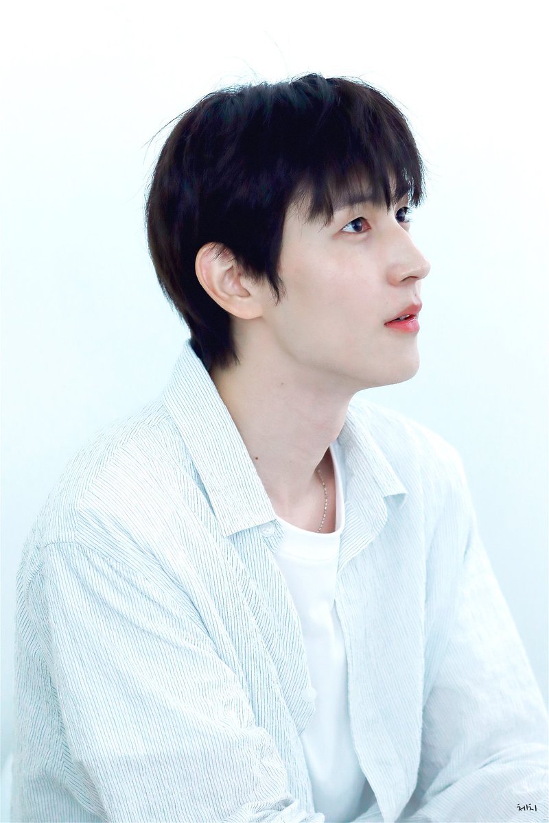 (얼굴에)무슨 일이 일어나고 있나요?