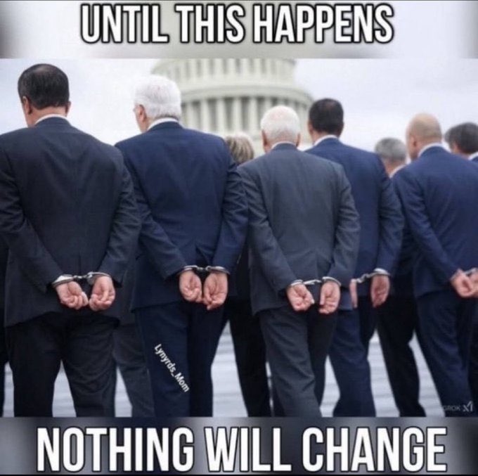 ElonMuskNews47's tweet image. The DOGE identified 100,000 federal workers collecting unemployment insurance while employed. Do you support the arrest of all thieves and the demand for a refund?
A. Hell yes
B. No