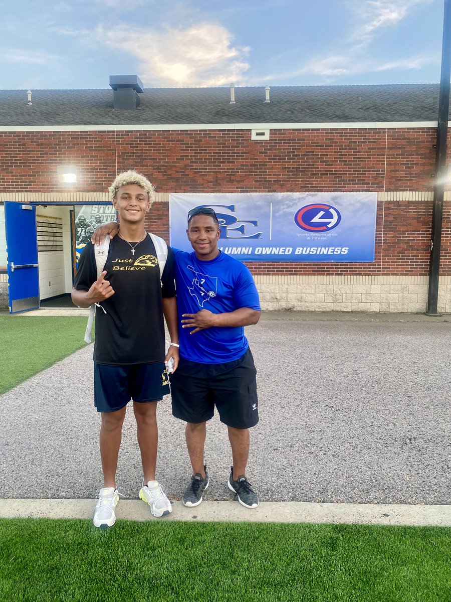 camren3phillips's tweet image. Had a great time at @SoutheasternFB Friday Night Lights Camp.  Thanks coach @AtterberryBo and @CoachMcGuire16 for having me out.

@LSOCFootball @CoachWeltonJ 
@C4SportOklahoma @seancooper_C4