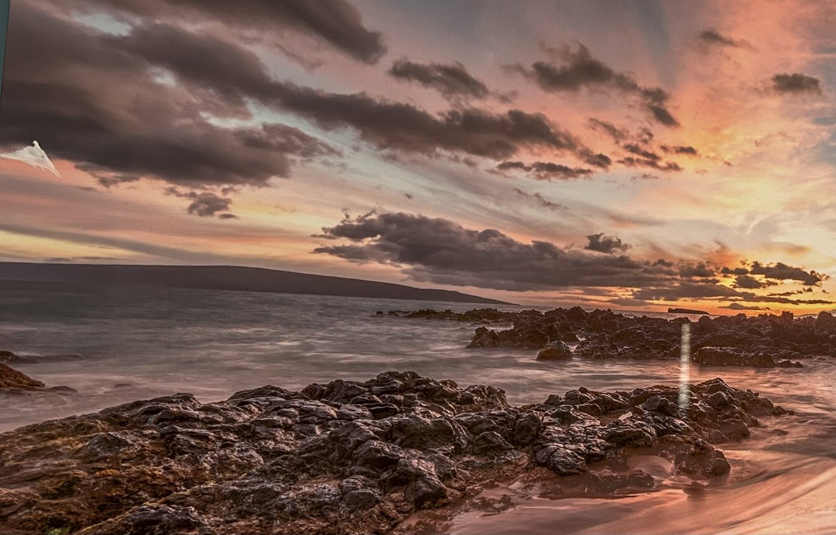 QuickScan's tweet image. #Goedemorgen #zaterdag
Insane 🥰 #Hawai 🌺#zonsondergang met hart vol liefde❤️
tot laat in avond genieten van zee, zand, surfen, hoge golven, kraters, bootje, snorkelen, natuur, palmbomen, dolfijnen, schildpadden en vissen: luckey me
#Fijnweekend💋
#nature #sunset #usa
