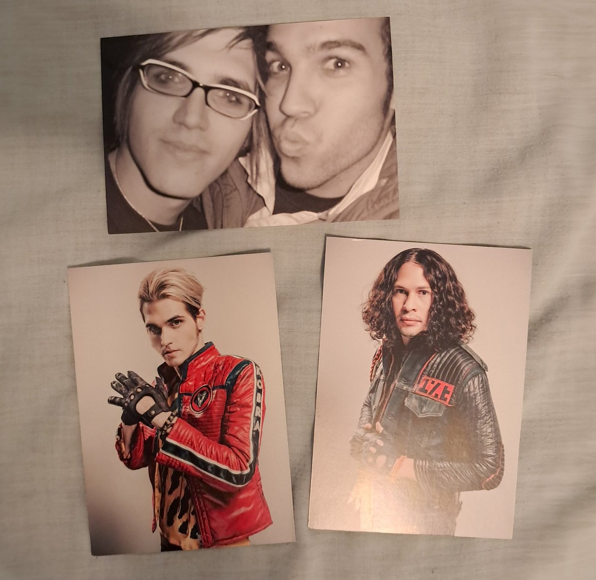 phobieie's tweet image. got some beautiful gifts from oomf today...