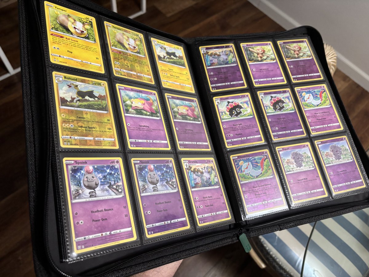 Johnacos1's tweet image. Take this beautiful stamped Battle Styles VaultX binder with all the commons, uncommons, rares, and every single reverse holo for $100 shipped! ๐คฉ๐คฉ