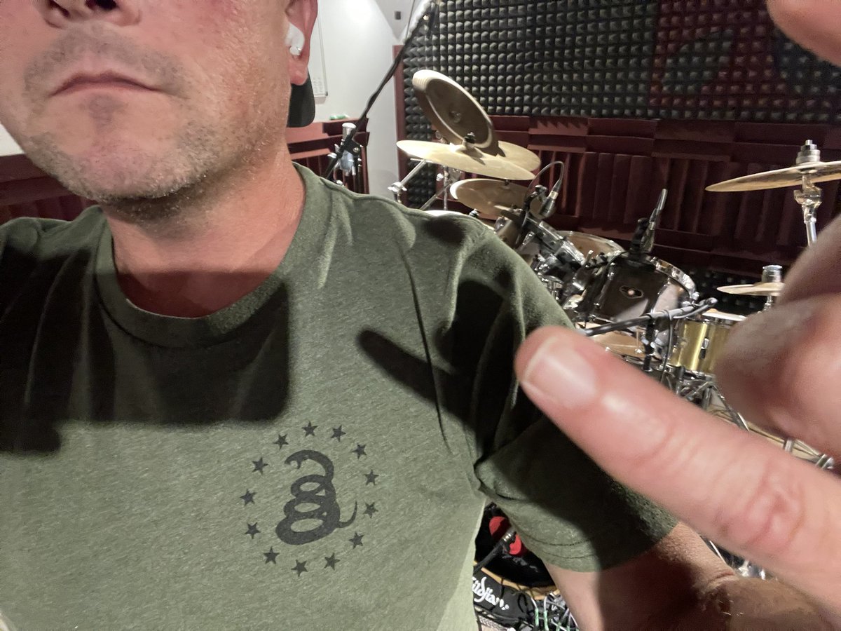 harnessunseen's tweet image. Recording!
Goodnight!🤘🏻🇺🇸🇺🇸🇺🇸🇺🇸🇺🇸🇺🇸🇺🇸👇🏻