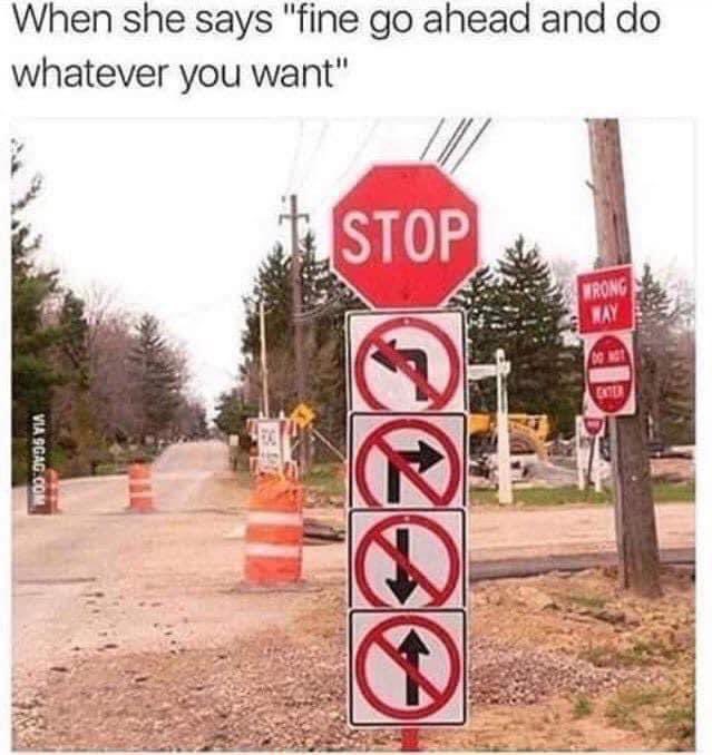 Senompatch's tweet image. Drop your best warning meme