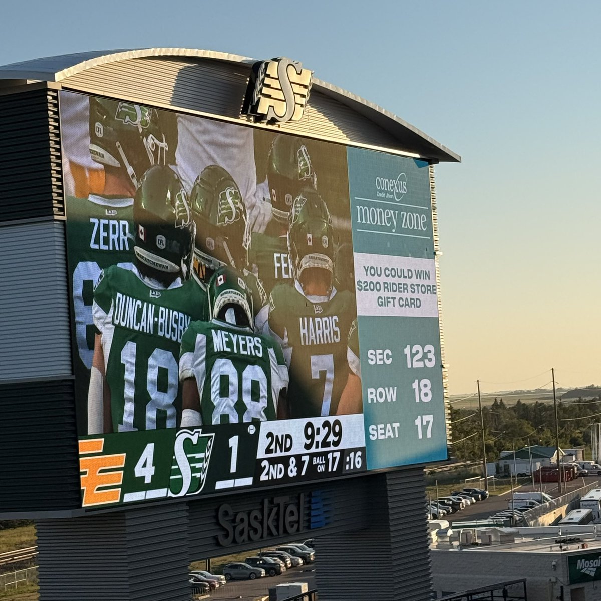 Fuullerr tweet media