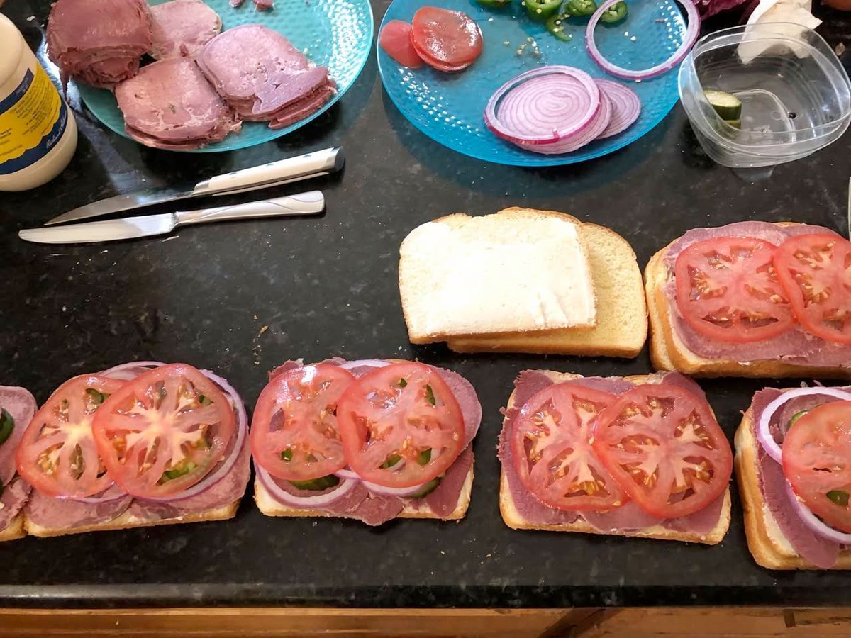 MichaelARothman's tweet image. I make sandwiches!
Home-cured tongue, home-made pickles, and accoutrements for me to assemble sandwiches.
This will serve as Rothman lunch. ๐