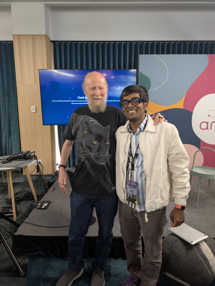 I met the nicest guy who invented Reinforcement learning ... Turing award winner Richard Sutton. 

<a href="/AmiiThinks/">Amii</a> <a href="/CIFAR_News/">CIFAR</a> <a href="/VectorInst/">Vector Institute</a>