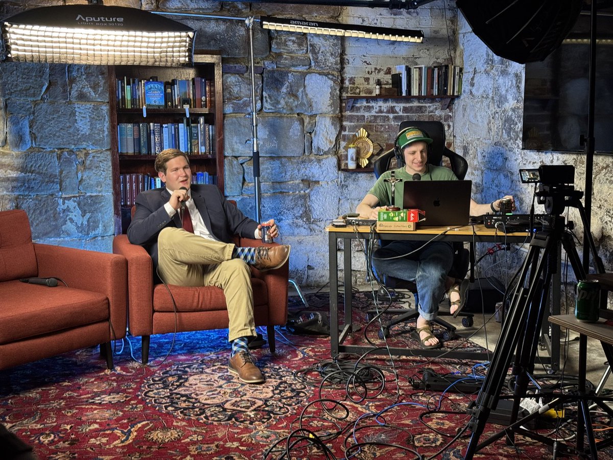 DrewTheCatholic's tweet image. We have @WalmartThomist and @SteubenThursday live on the fundraiser hosted on @CatholicKyle channel for the Catholics in Gaza.