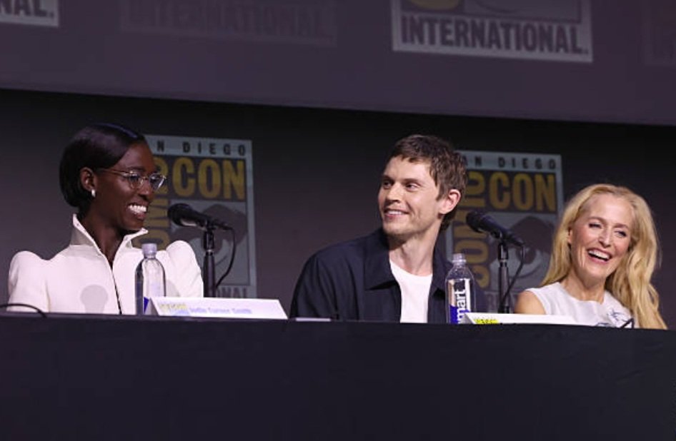 SDCC 2025: Tron: Ares panel with Joachim Rønning, Jared Leto, Jeff Bridges, Greta Lee, Jodie Turner-Smith, Evan Peters, Gillian Anderson, Hasan Minhaj, Arturo Castro and Cameron Monaghan (Full Video) - shorturl.at/B4Yd8