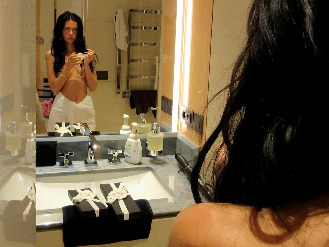 ㅤㅤㅤㅤ
ㅤㅤㅤㅤ﹫ _rachelle
  ㅤㅤ — new insta post.
ㅤㅤㅤㅤ