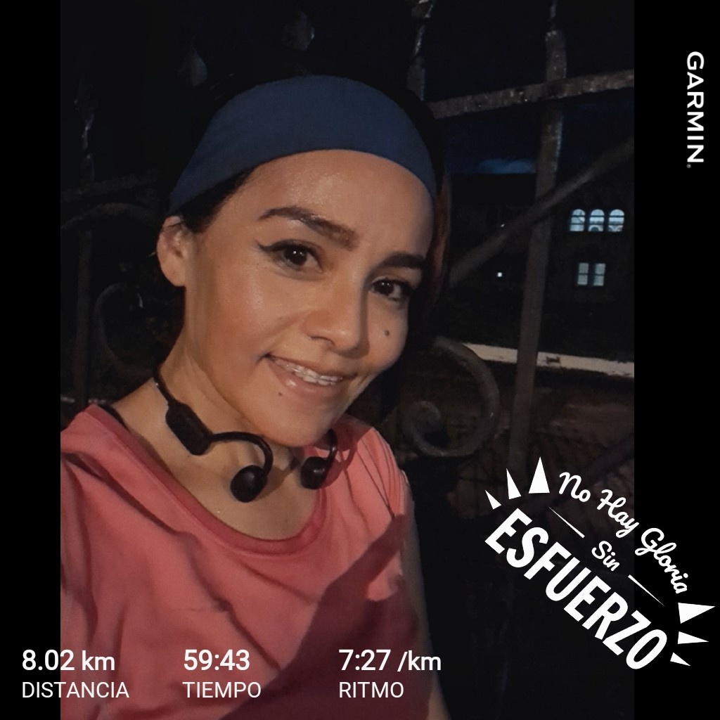 Trote relajado del viernes! A 23 días para mi carrera!! 😎
Buenas noches  corredores 🌟🫡
<a href="/Comunirunners/">Comunirunners</a>
<a href="/ManicomioRunner/">Manicomio Runner \m/ 🤪 \m/</a>
#garmin #beatyesterday