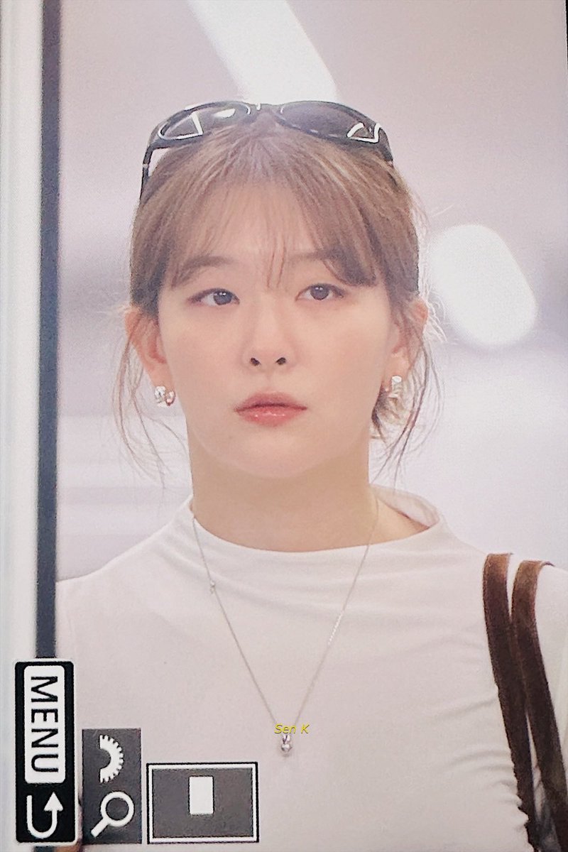 sensible_k's tweet image. 250726 출국 #슬기 #seulgi